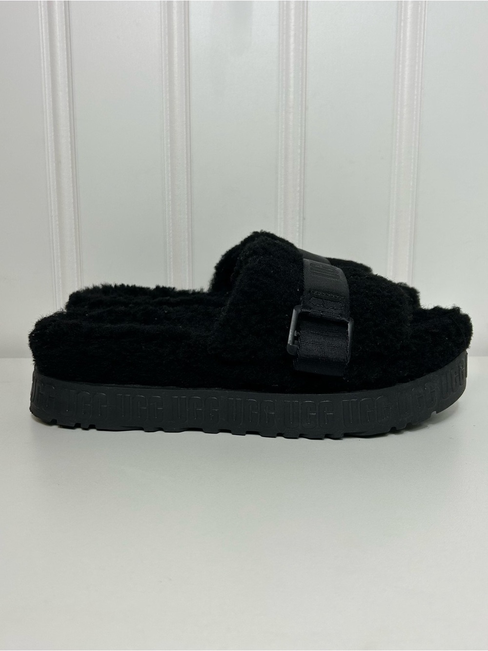 UGG fluffita slipper Black platform sherpa slide lined sandals womens 10